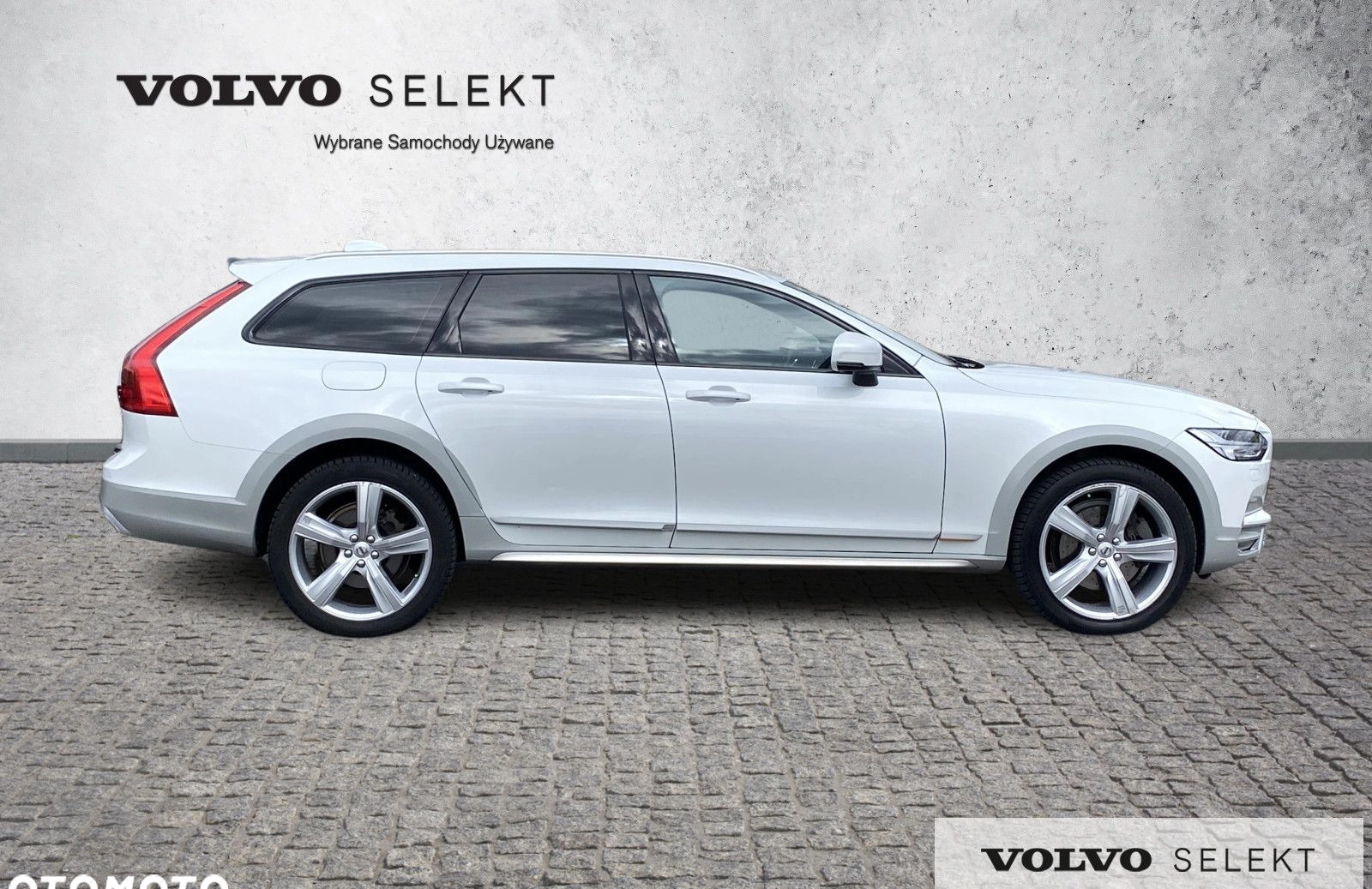 Volvo V90 Cross Country cena 169900 przebieg: 95200, rok produkcji 2018 z Toruń małe 667